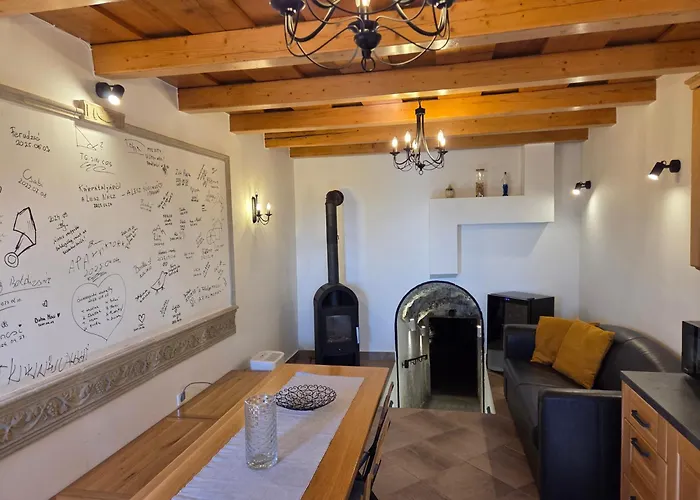 Bukovinszky Cantina * Rozsaszentmarton